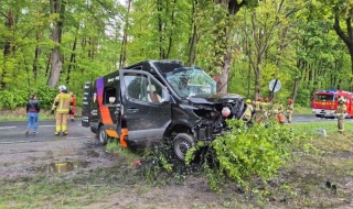 Wypadek busa w Granicach. Sześć osób rannych, jedna zabrana śmigłowcem LPR. "Krajówka" zablokowana [Foto]