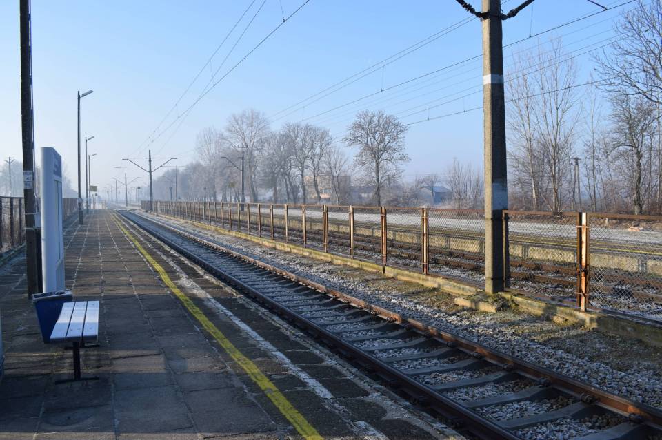Przejazd kolejowy we wsi Kostusin