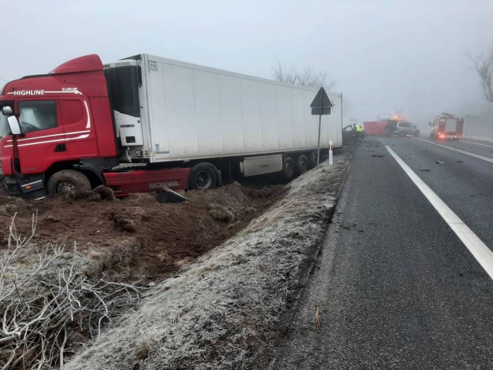 Tragedia na drodze w powiecie łęczyckim. Policja wydala komunikat w sprawie wypadku w gminie Daszyna