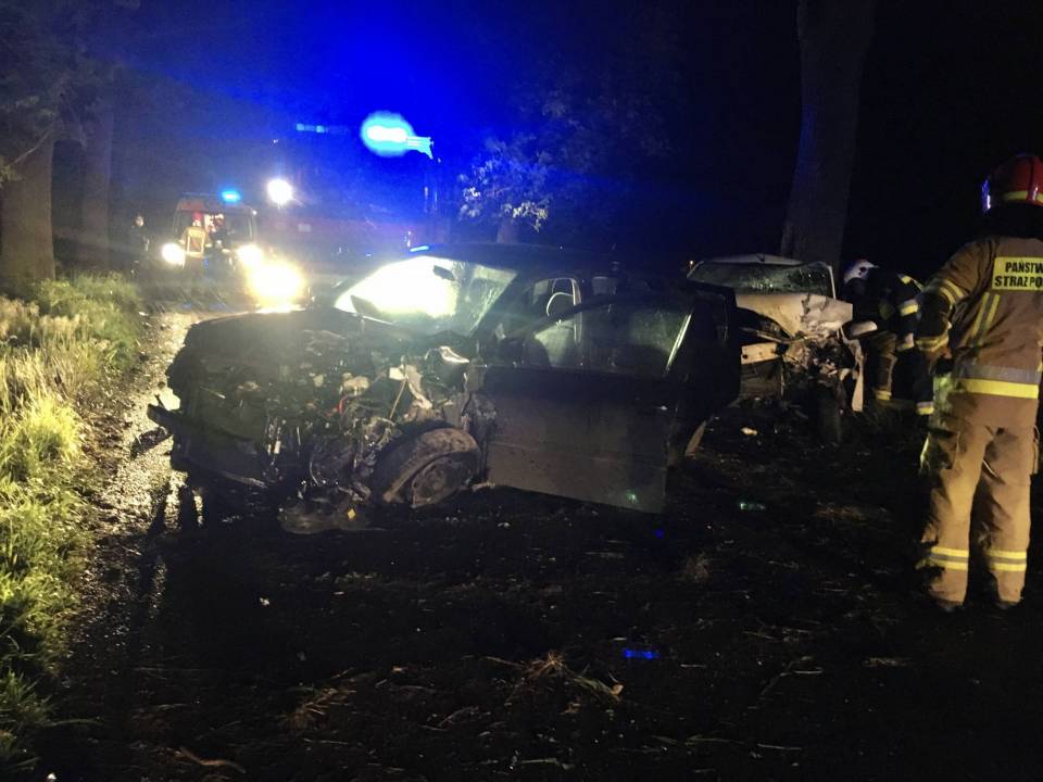 PILNE: Wypadek w Gminie Grabów - zdarzyły się dwa auta. Wśród poszkodowany 4-letnie dziecko