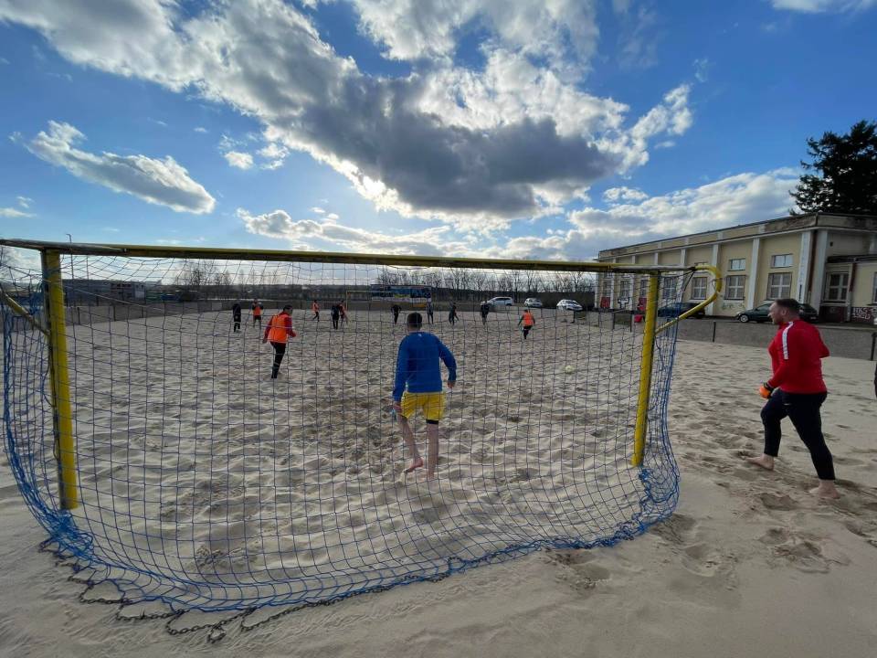 Za dwa tygodnie Ekstraklasa Beach Soccera zawita do Poddębic. BSC Termy przygotowuje się do startu sezonu