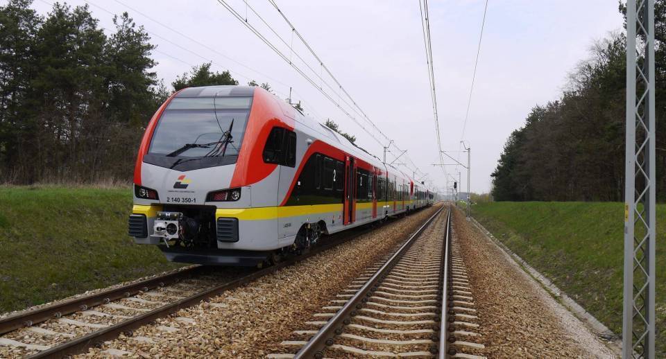 Od niedzieli korekta rozkładu jazdy pociągów Łódzkiej Kolei Aglomeracyjnej