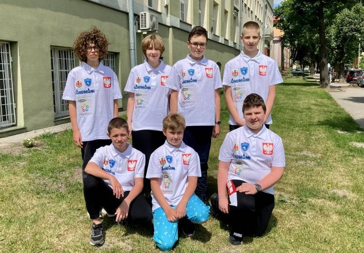 Uczniowie "Jedynki" wezmą udział w Międzynarodowym Turnieju Robotów w Pradze