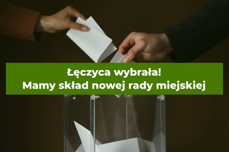 rada-transparent-box-and-hands-with-voting-papers-on-br-2023-12-22-22-56-05-utc