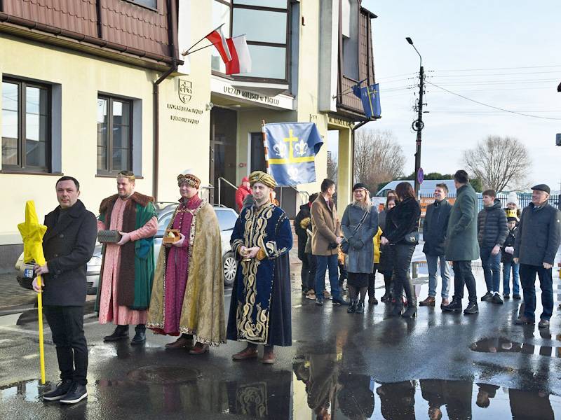 Orszak Trzech Króli przeszedł ulicami Piątku