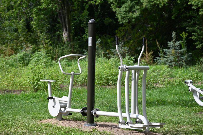 Trening z naturą w roli główne! Nowe urządzenia nad łęczyckim zalewem