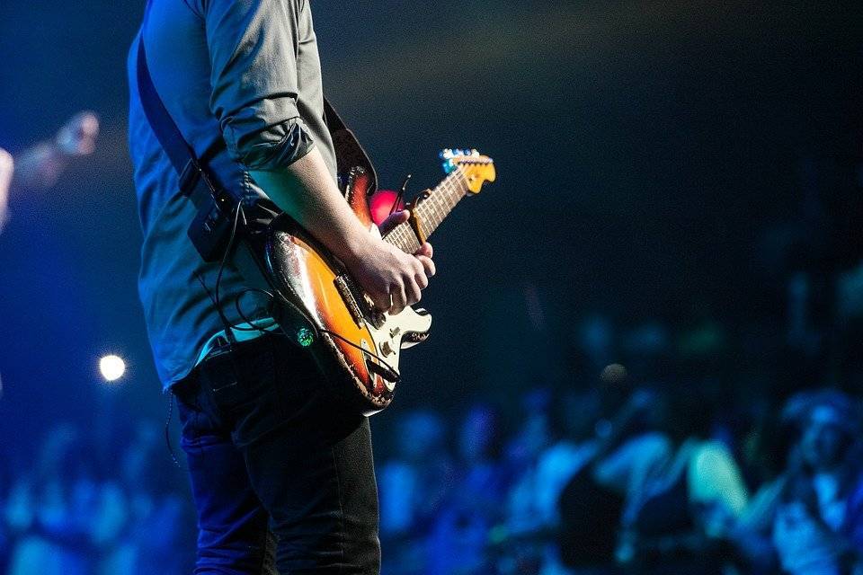 koncert-gitara